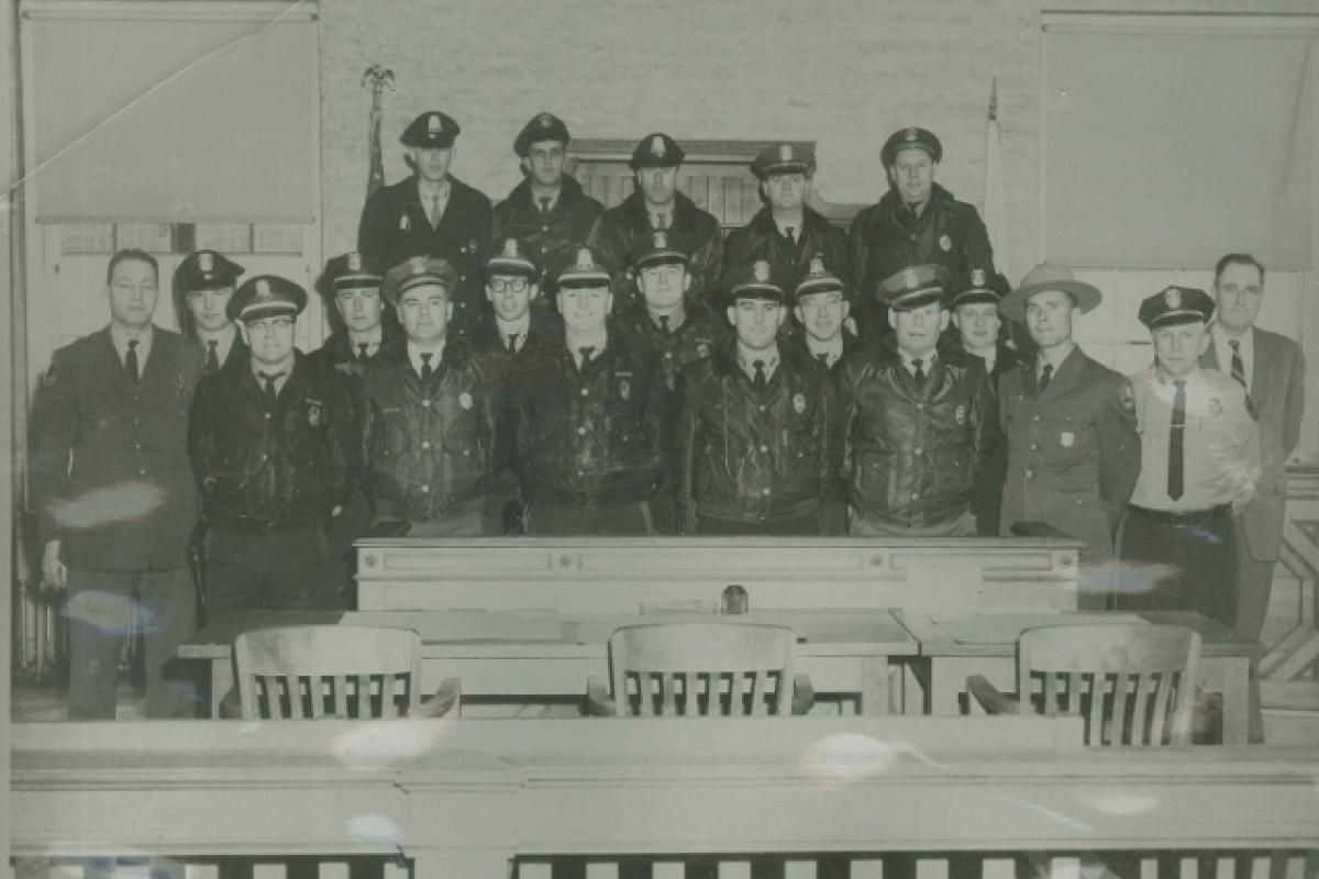 A police group photo 9